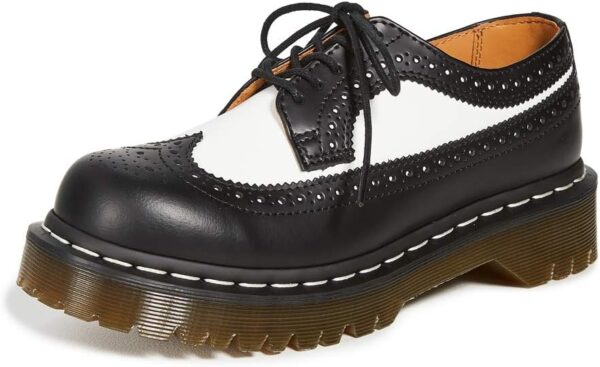 Brogues Shoes - Dr. Martens 3989 Bex: Bold Style Meets Classic Craftsmanship