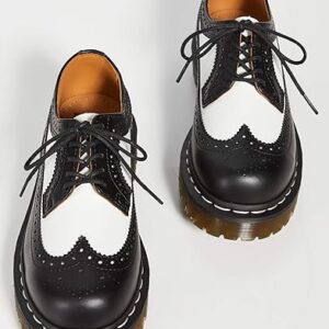 Brogues Shoes - Dr. Martens 3989 Bex: Bold Style Meets Classic Craftsmanship